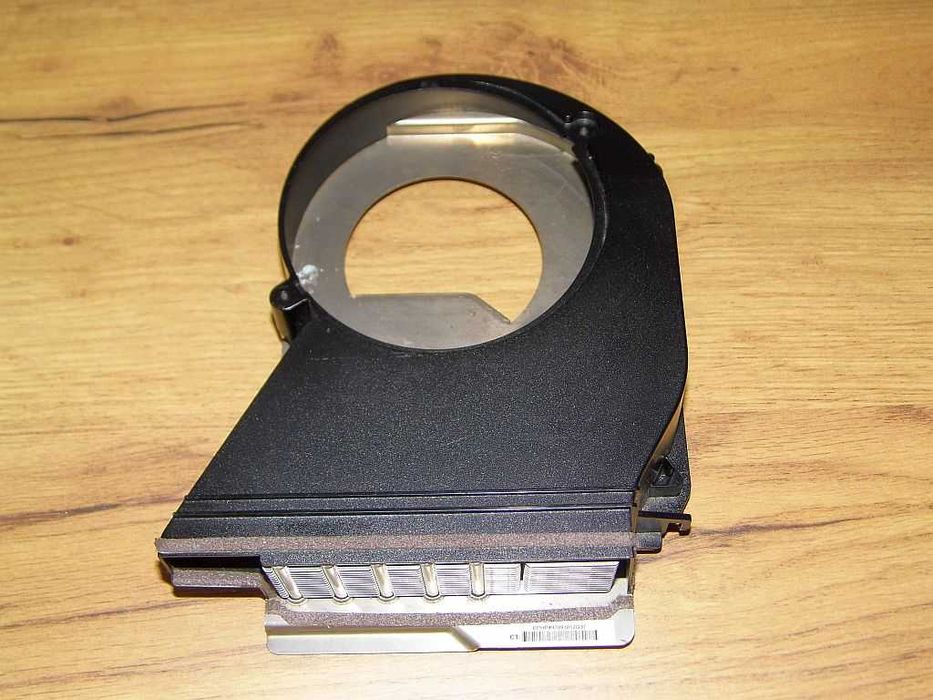 Radiator + śrubki wraz z zaciskami radiatora do PS3 Slim CECH-20xx