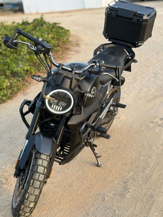 Mota Zontes G1 LCD, 125cc c/Garantia