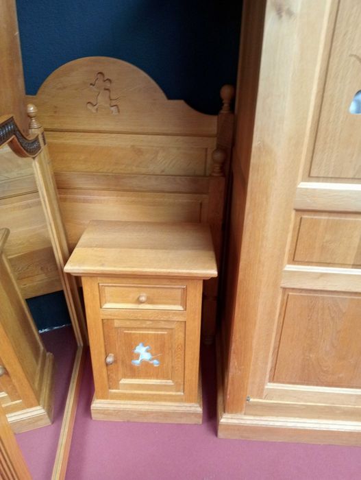 roupeiro e cama de crianca