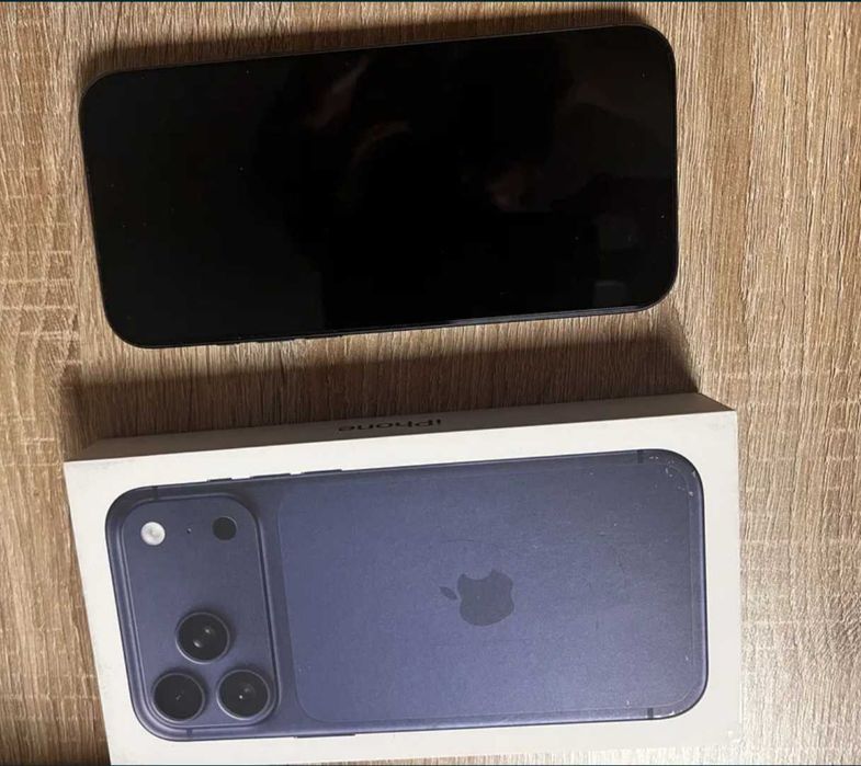 Iphone 17 promax 256gb como novo