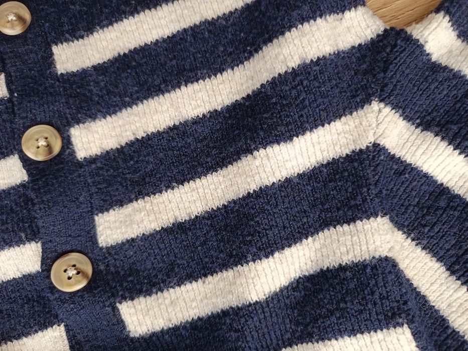 Sweter z kołnierzem rozpinany dla chłopca Zara r  104