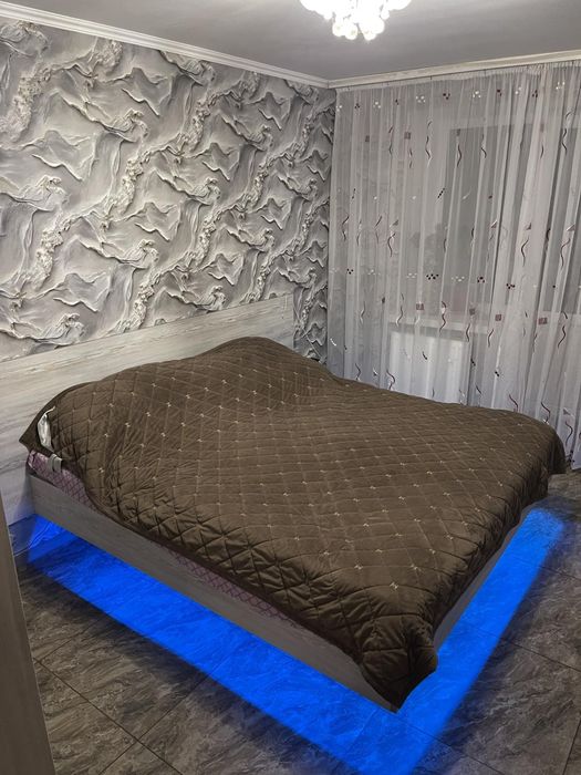 ПАРЯЩАЯ КРОВАТЬ каркас кровати + LED подсветка
