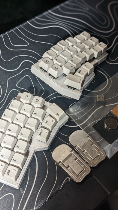 Безпровідна механічна спліт клавіатура CORNE V4 2.4G