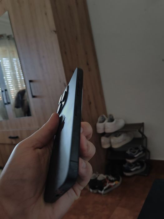 iPhone 15 Pro Max — 512GB