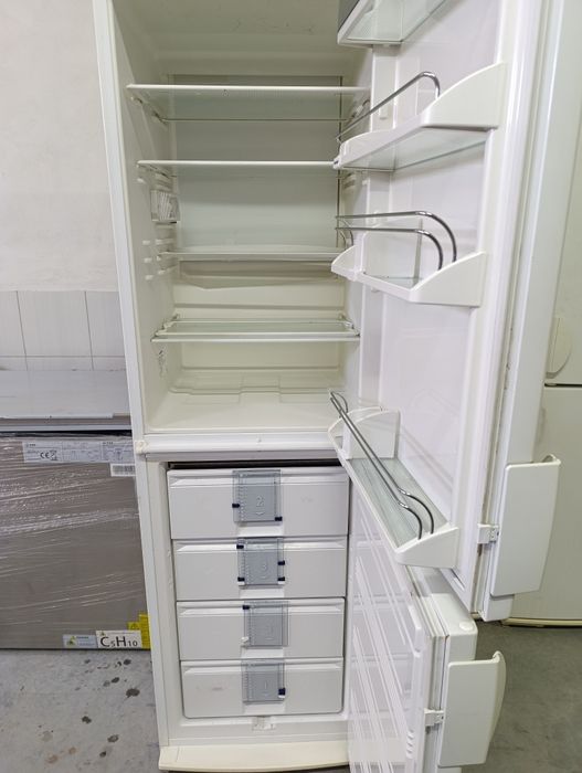 Холодильник Холодильна шафа Liebherr Premium