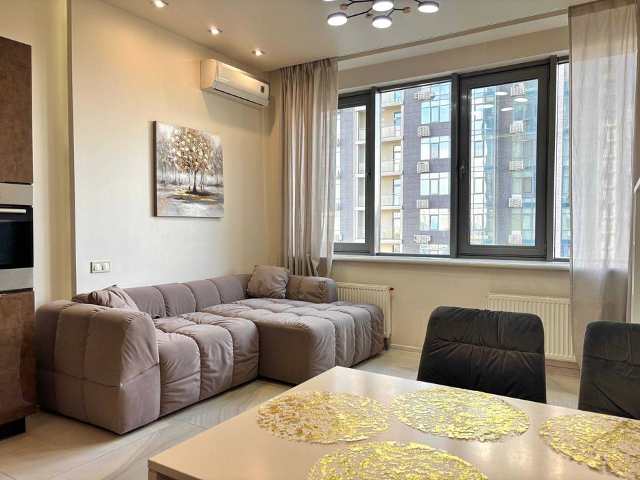 Apartment in Kyiv - View 3