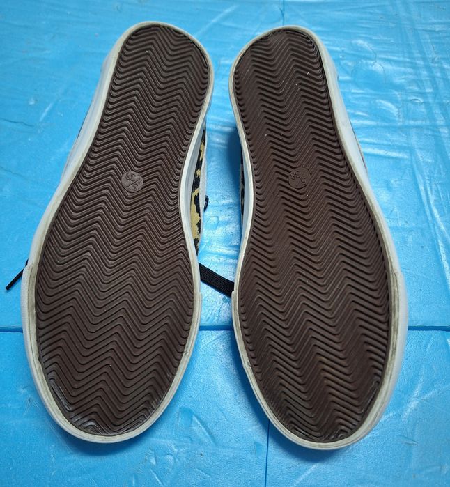 Ténis da Primark estilo Vans com padrão leopardo - tamanho 38,5