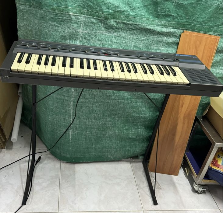 Orgão eletrónico - Farfisa. FK 40
