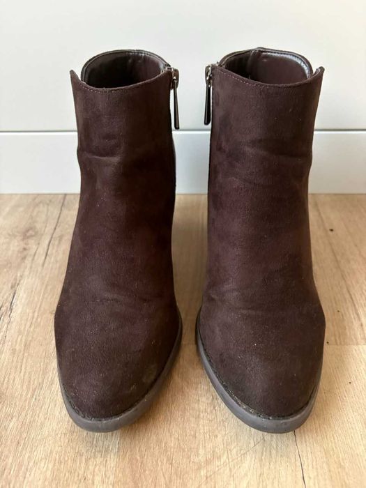 Botas camurça castanha