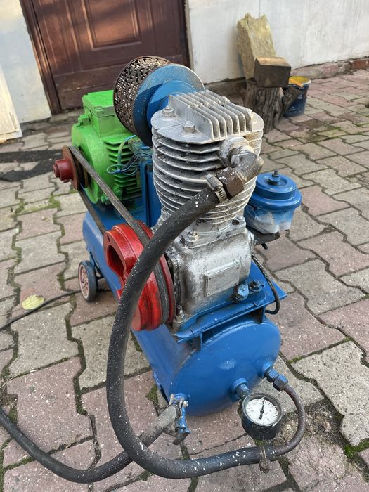 Автомобільний компресор