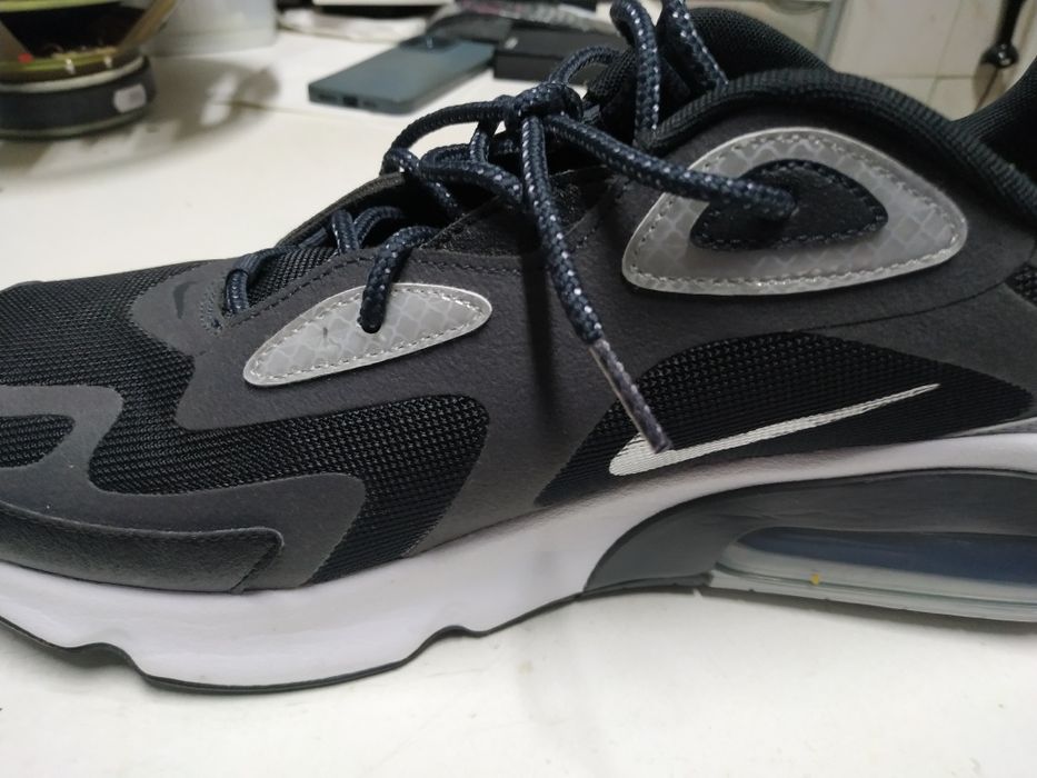 TÊNIS NIKE  AIR  NOVOS N°  48  Muito bonitos  ou troco por N°  45  46