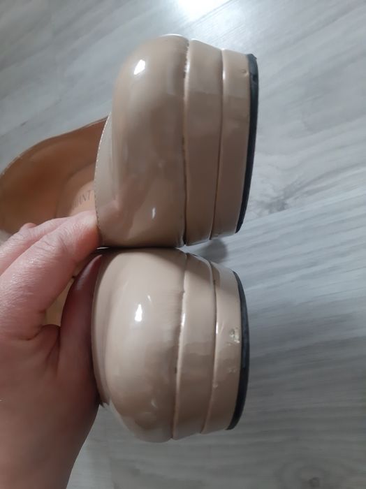 Czółenka na obcasie szpilki  roz.39