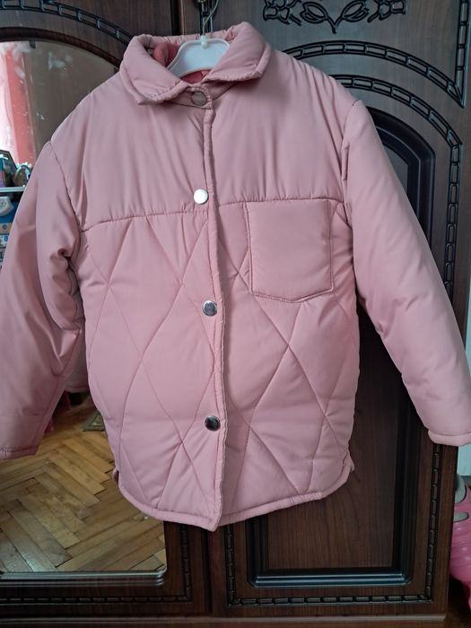 Одяг для дівчаток ,курточка