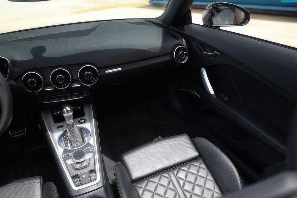 Audi TT quattro      2018