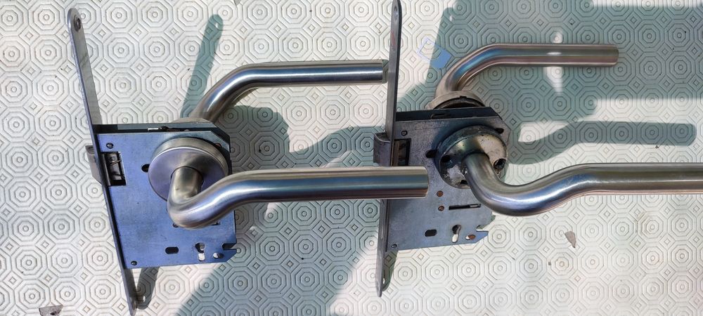 Puxadores de Porta com fechadura VICAIMA