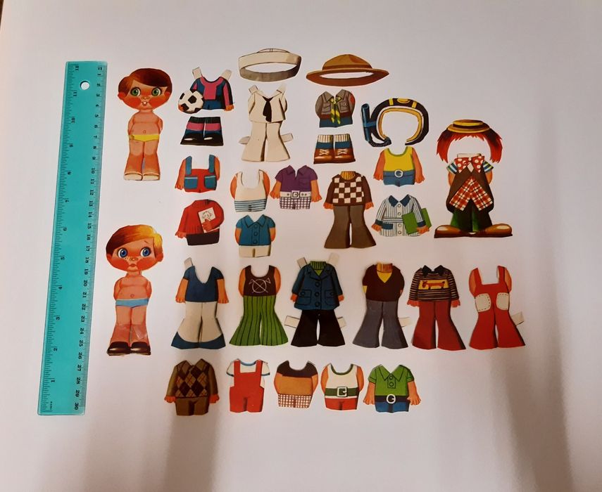 Bonecas em papel para vestir anos 70