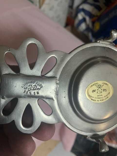 Saleiro e Pimenteiro em Estanho
