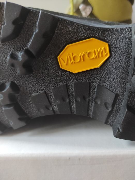 Salewa ботинки vibram . Нові абсолютно .