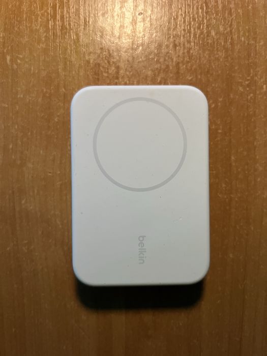 Продам безпровідний повербанк Power Bank Belkin MagSafe (10000mAh)