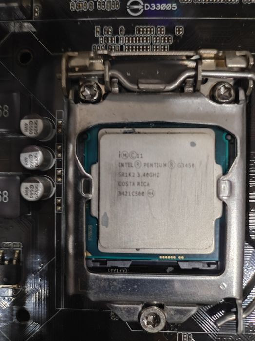 Intel Pentium G3450 + cooler