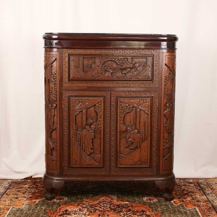 Móvel bar oriental em madeira exótica entalhada