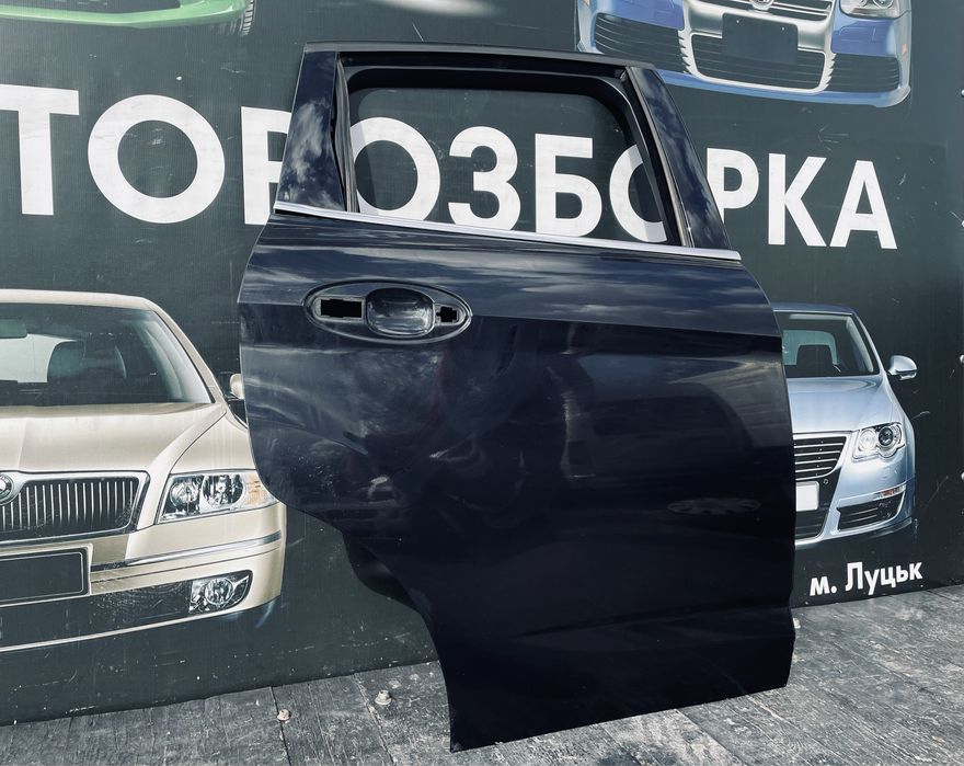 Двері Ford C-Max Дверка Ц-Макс 2010-2015 Дверь 2 Покоління Чорна Задня
