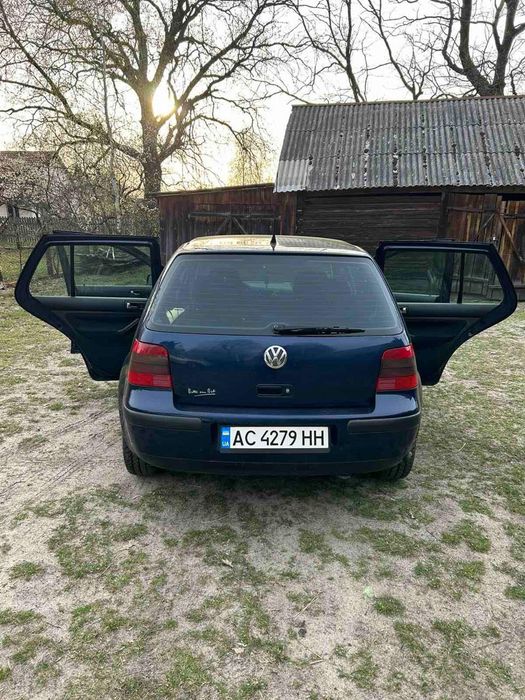 Продам автомобіль.