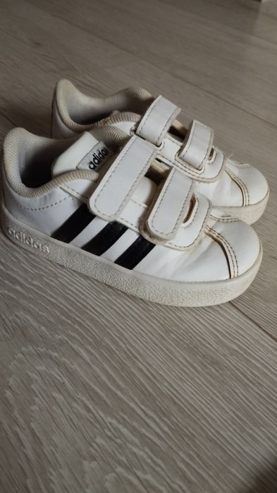 Buty adidas rozmiar 22