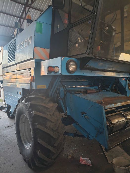 Kombajn Bizon Rekord Z058 2 sztuki.