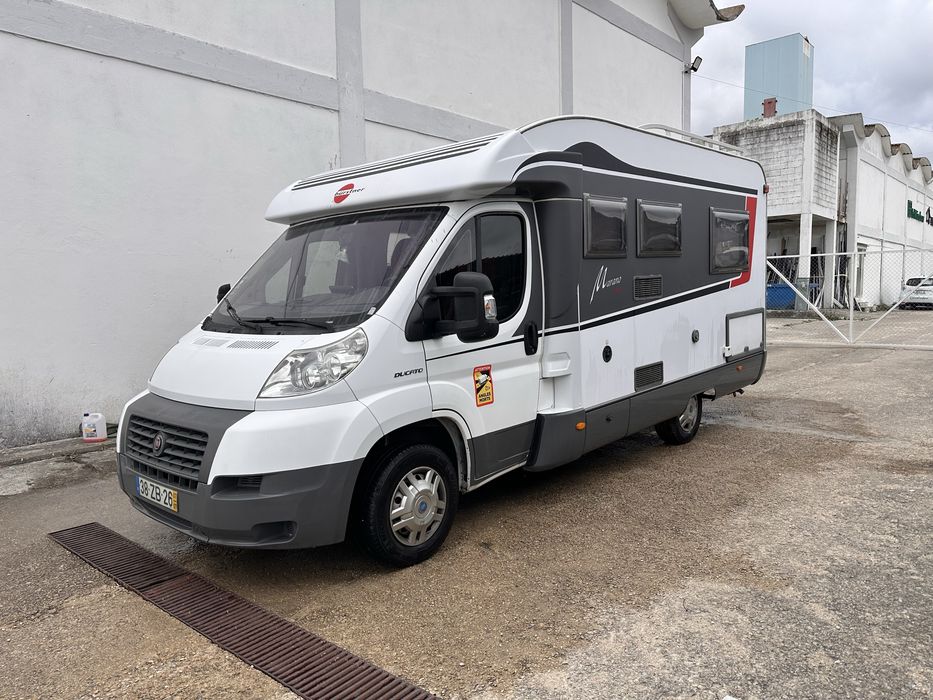 Vendo autocaravana Burstner T580