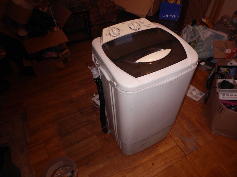 Wyprzedaż->Pralka wirnikowa elektroline PB-65-8 Uszkodzona OPIS!