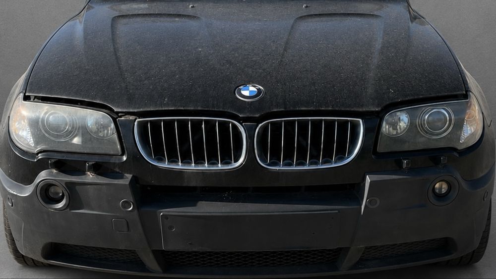 BMW X3 de 2004, vario material