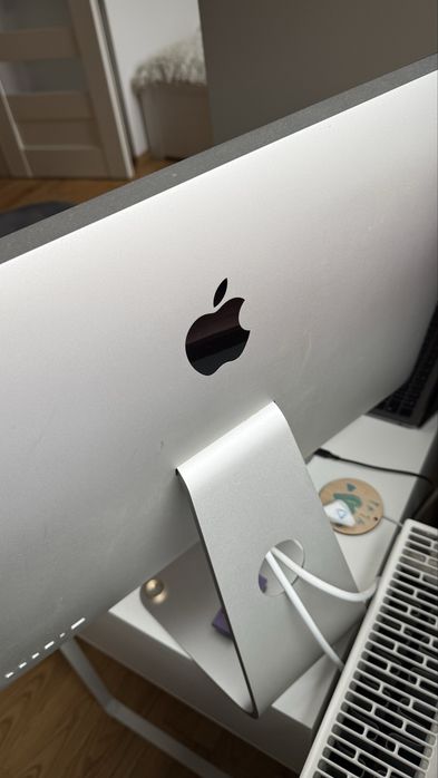 Apple Thunderbolt Display 27” 2560x1440px (WQHD) - idealny stan