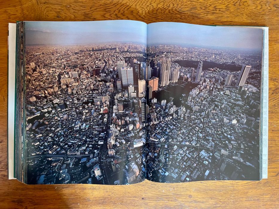 Earth from Above / A Terra vista de cima / Yann Arthus-Bertrand