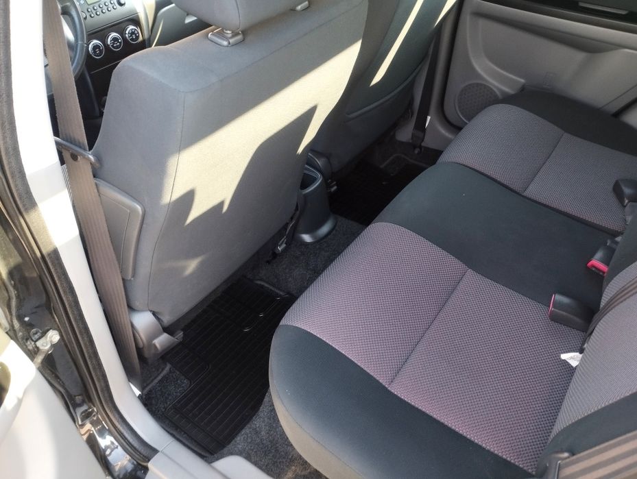 Suzuki SX4 1.6 benzyna 2007 rok oryginalny lakier