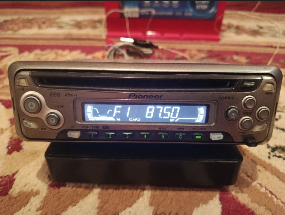 Автомагнитола Pioneer DEH-1600R