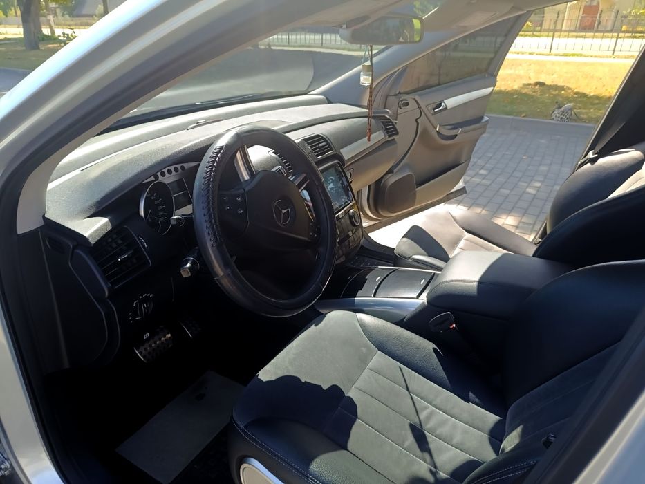 Мерседес R-class терміново