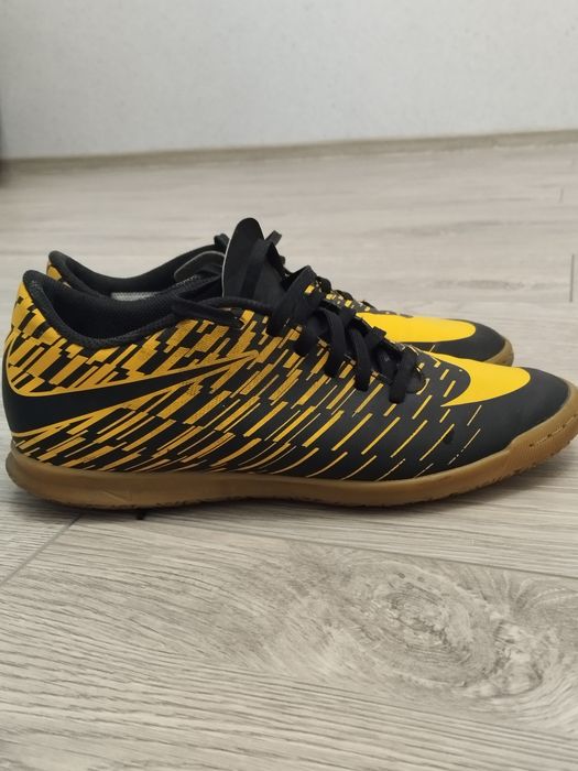 Футзалки nike mercurial