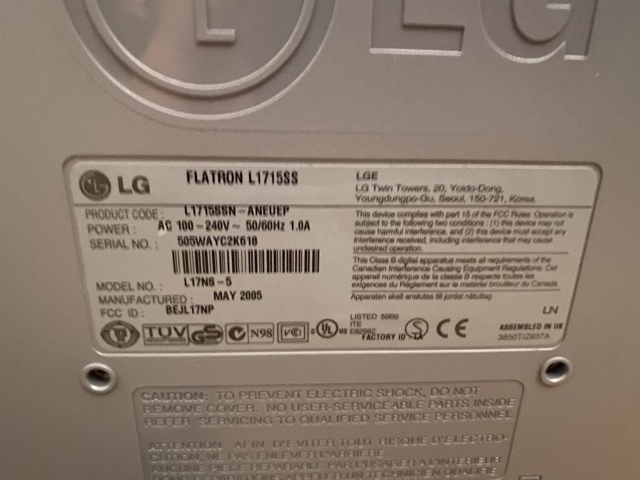 LG 17" Monitor437518337741967363