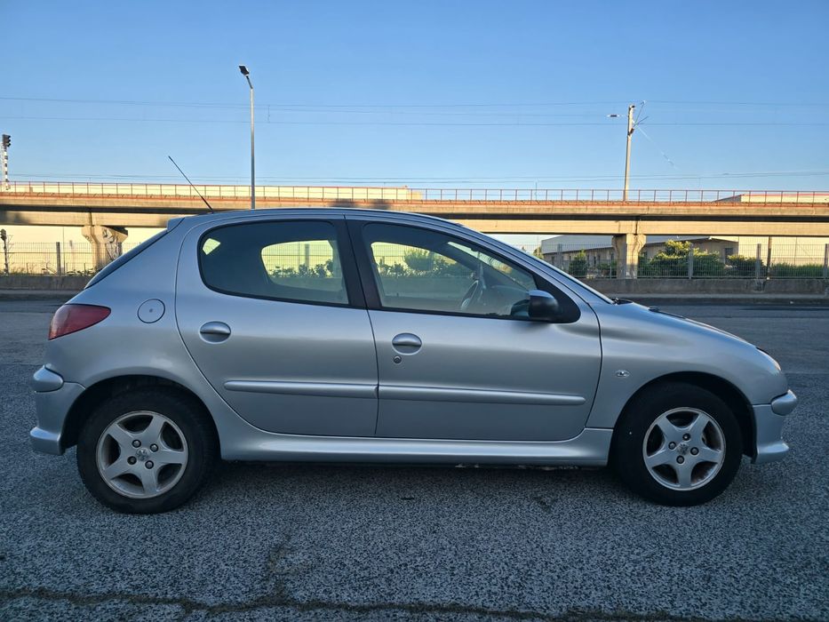 Peugeot 206 1.4hdi Black &Silver