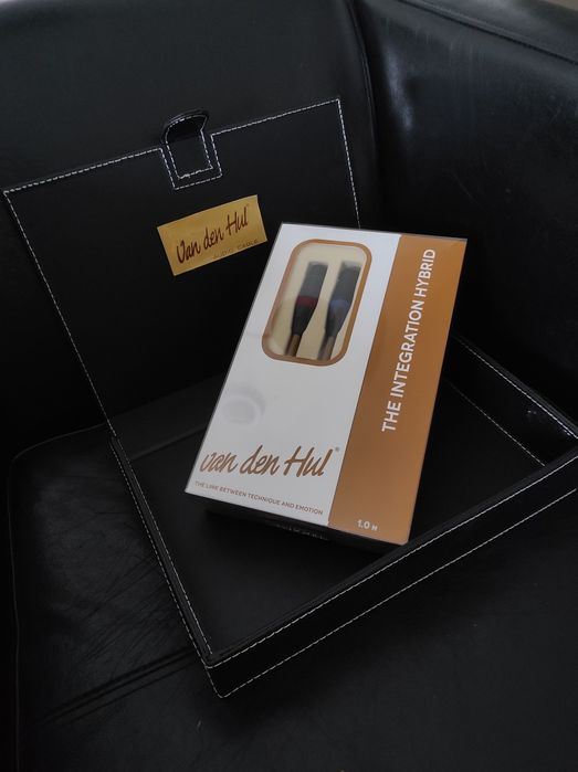 * Van Den Hul The lntegration Hybrid vdh XLR interkonekt stereo xlr