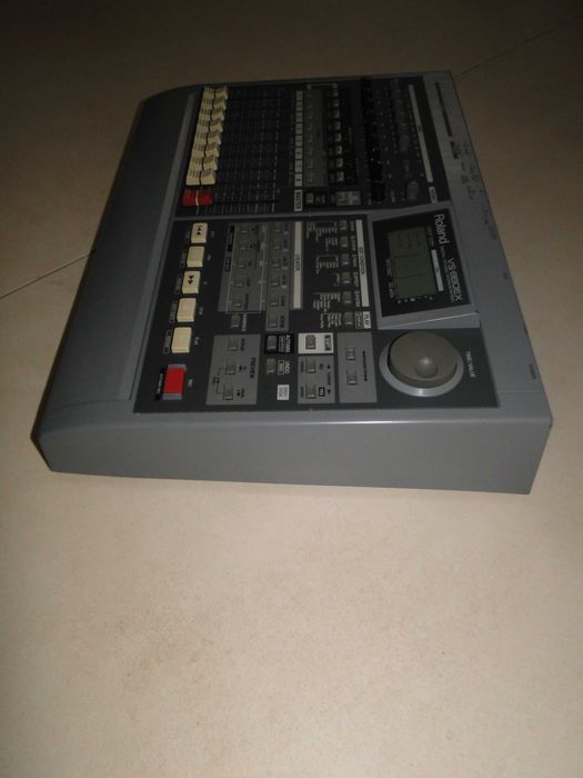 Cyfrowe Studio Muzyczne Mikser Rejestrator ROLAND VS-880EX.Mega Okazja