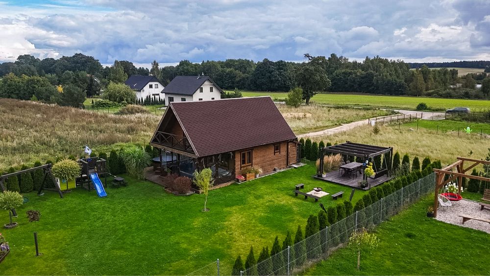 SPRZEDAM 2 DOMKI nad Jeziorem Szkotowskim (1 DZIAŁKA NOTARIALNA)