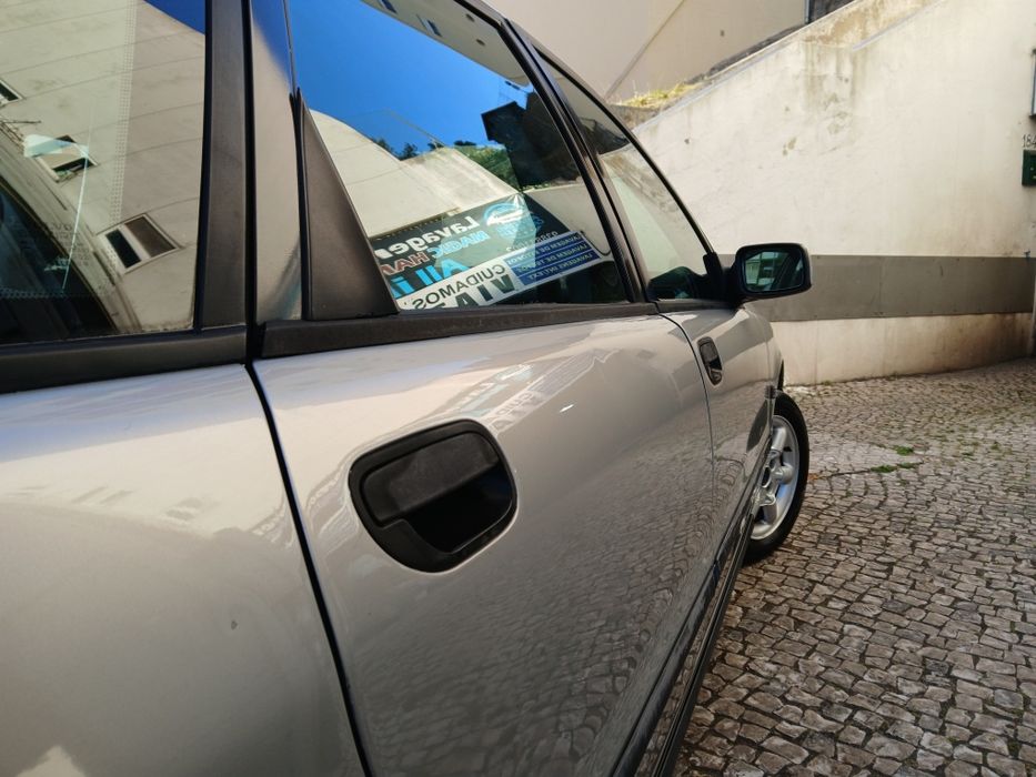Volvo V40 — fotografia 3