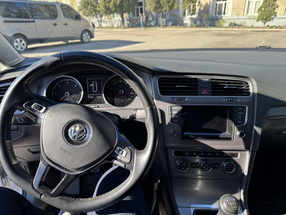 Продам Volkswagen Golf 7 1.6 TDI (механіка, 6-ст.)