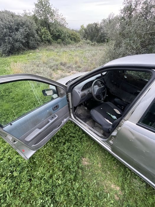 Fiat Punto 1.2 Gasolina 1998 – 300€