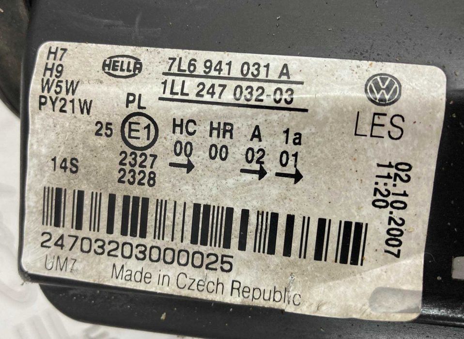 Фара Фари 7L6941031A \ 7L6941032A Volkswagen Touareg 2006 - 2009