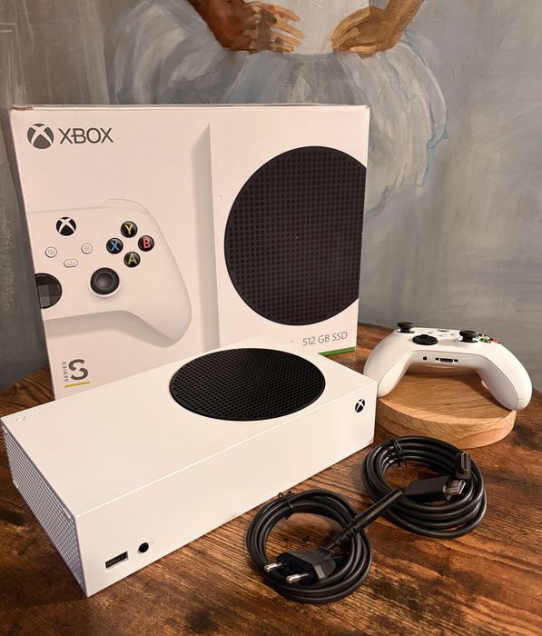 Xbox Series S pad, pudełko, kable