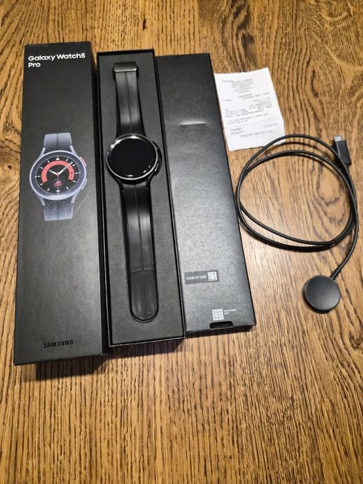Samsung Galaxy watch 5 pro
