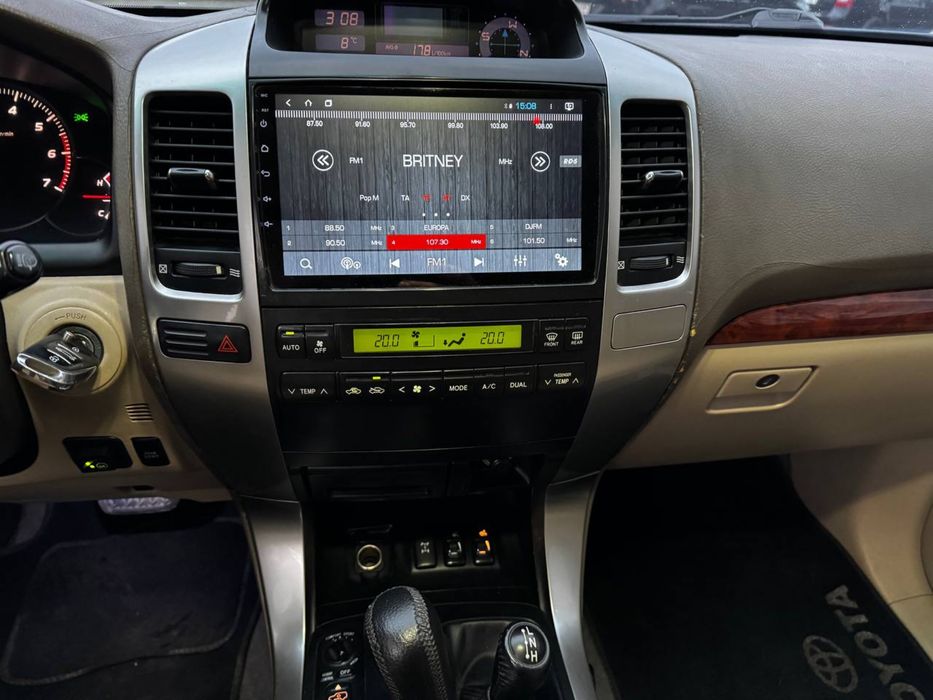 Toyota Land Cruiser 2003г., 4.0 газ/бензин, 7 мест. Обмен, Лизинг